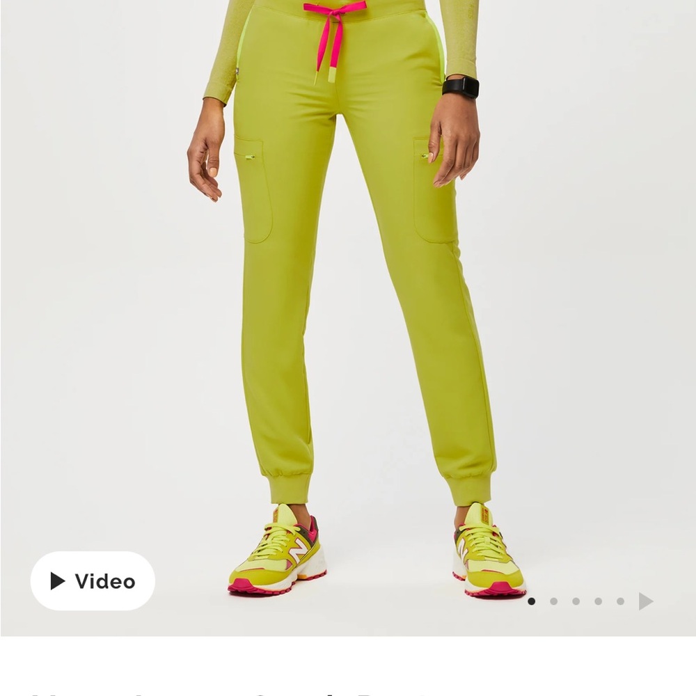 Muoy Figs Green Jogger Track Pants with Elastic Cuffs